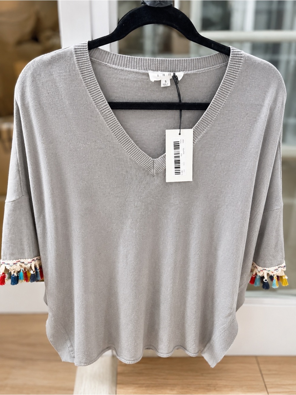 THML Light Gray V-Neck Short Sleeve Top with Colorful Tassel Trim